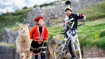 AP-1MQAPM2RH1W11-featureMedia