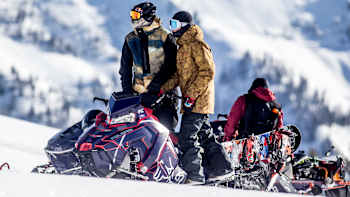 AP-1P4W2JYNW2111-featureMedia