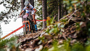 AP-1PUVZKJ511W11-featureMedia