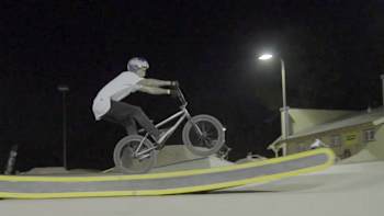 AP-1N5BB77392111-featureMedia