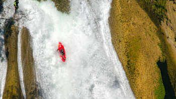 AP-1QBQ3DHAH1W11-featureMedia