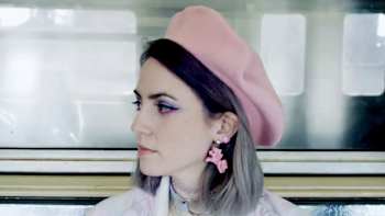 AP-1PMHKH7BD1W11-featureMedia