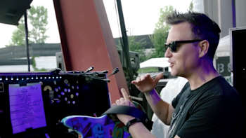 AP-1SEFBY6W11W11-featureMedia