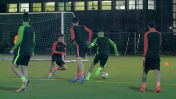 AP-1RVVTDRQ11W11-featureMedia