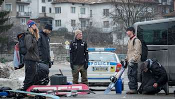 AP-1R8N4JHWN2111-featureMedia