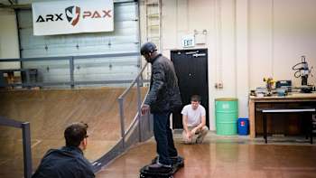 AP-1N7M58EWS2111-featureMedia