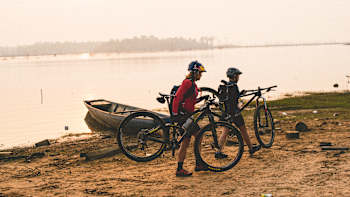 AP-1RVR8MHQ92111-featureMedia