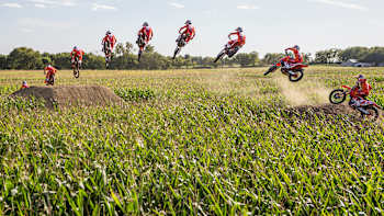 AP-1TYY9WAT11W11-featureMedia