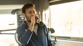 AP-1UUHBMMFW1W11-featureMedia