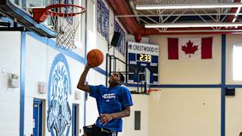 AP-1VF57SYZD1W11-featureMedia