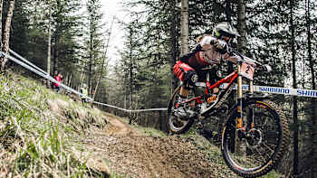 AP-1VWNDKRCN1W11-featureMedia