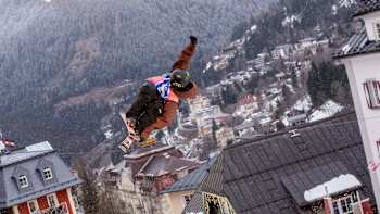 AP-1VKCR3KXW2111-featureMedia