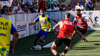 AP-1W8BF77V51W11-featureMedia