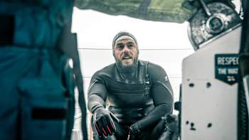 AP-1WM8JM9UD1W11-featureMedia