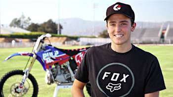 AP-1X7CH5W492111-featureMedia