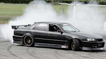 AP-1VXZ3H7WW1W11-featureMedia