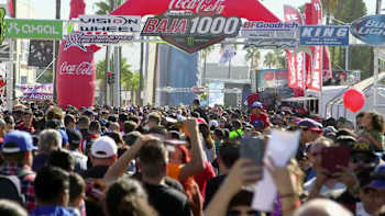 AP-1XVT9V5GD2111-featureMedia