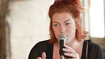 AP-1XUU9D2YW2111-featureMedia