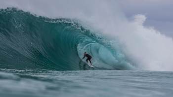 AP-1YBAAHCYH1W11-featureMedia