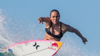 AP-1YPH93NGW1W11-featureMedia