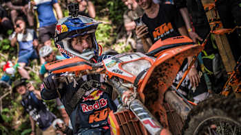 AP-1Z6J83DU51W11-featureMedia