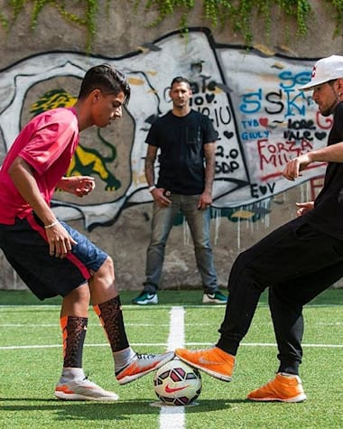 Freestyle Football Tricks One On One