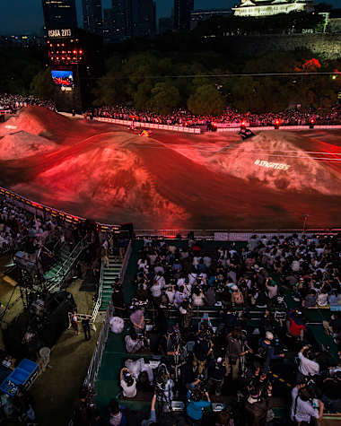 あき　Red Bull Red Bull X-Fighters