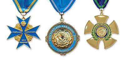 Diese Medaille bekommt man beim Portland Marathon