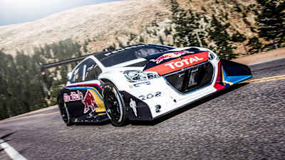 Loeb smashes Pikes Peak record