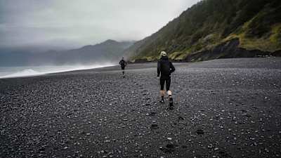 Dylan Bowman est arrivé à bout des 80 kms de la Lost Coast Trail en Californie en un temps record.