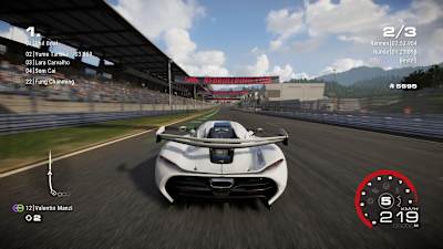 Screenshot aus GRID Legends zeigt ein Hyper-Car-Rennen auf dem Red Bull Ring