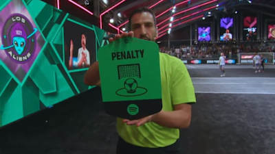 Une carte pénalty utilisée durant la Kings World Cup. 