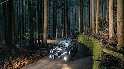 Tänak sparks title drama as Friday frustrates Neuville in Japan