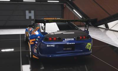Una captura de pantalla de Forza Horizon 5 muestra el mejor coche de drift, el Toyota Supra MKIV #34 de Formula Drift. 