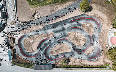 Luftaufnahme des Pumptrack Frutigen