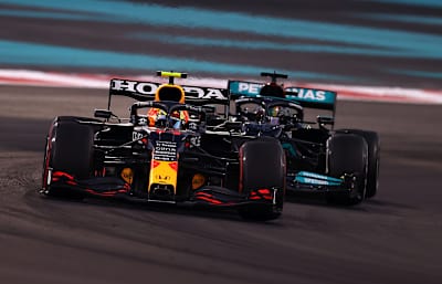 Max Verstappen ahead of Lewis Hamilton at Formula 1 Abu Dhabi 2021