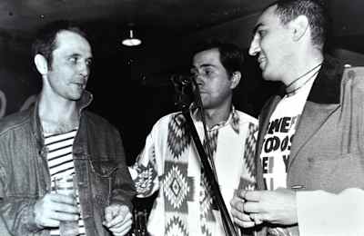 Fernando Martín (Desperados), con Santi Agudo (La Coartada) e Iñaki Fernández (Glutamato Ye-yé).