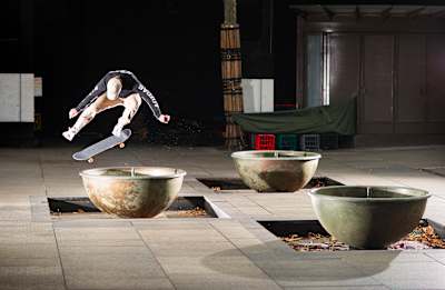 Jake Donnelley, switch flip, 2017.