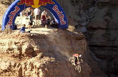Darren Berrecloth drops in at Rampage 2002