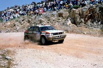 Alessandro Fiorio sur sa Lancia Delta au Rallye de l'Acropole 1988.