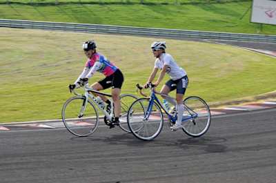 Ciclismo e automobilismo: amor ou ódio?