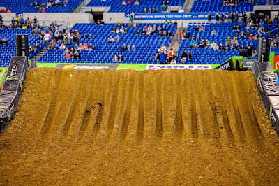 5 Super Gnarly Photos of the Indy Supercross Track