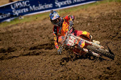 Ken Roczen laying it over Ken Roczen laying it over
