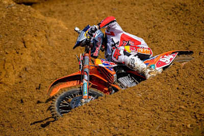 Ken Roczen lays one over at Budds Creek