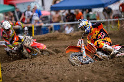 Eli Tomac chases Ken Roczen at Spring Creek Eli Tomac chases Ken Roczen at Spring Creek