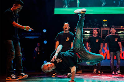 B-Boy Taisuke跟隊友在去年BOTY