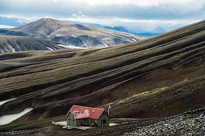 Höskuldsskáli hut, the sleeping quarters, on the Laugavegur trail in Iceland.