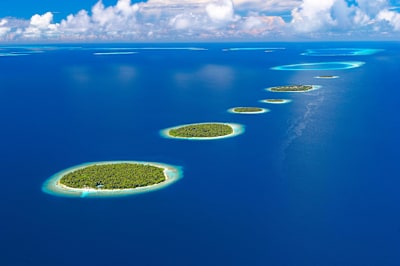 Vogelperspektive vom Baa Atoll, Malediven