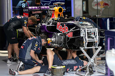 Механики Infiniti Red Bull Racing Механики Infiniti Red Bull Racing