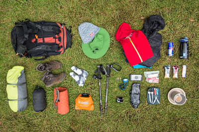 Содержимое рюкзака Рафы